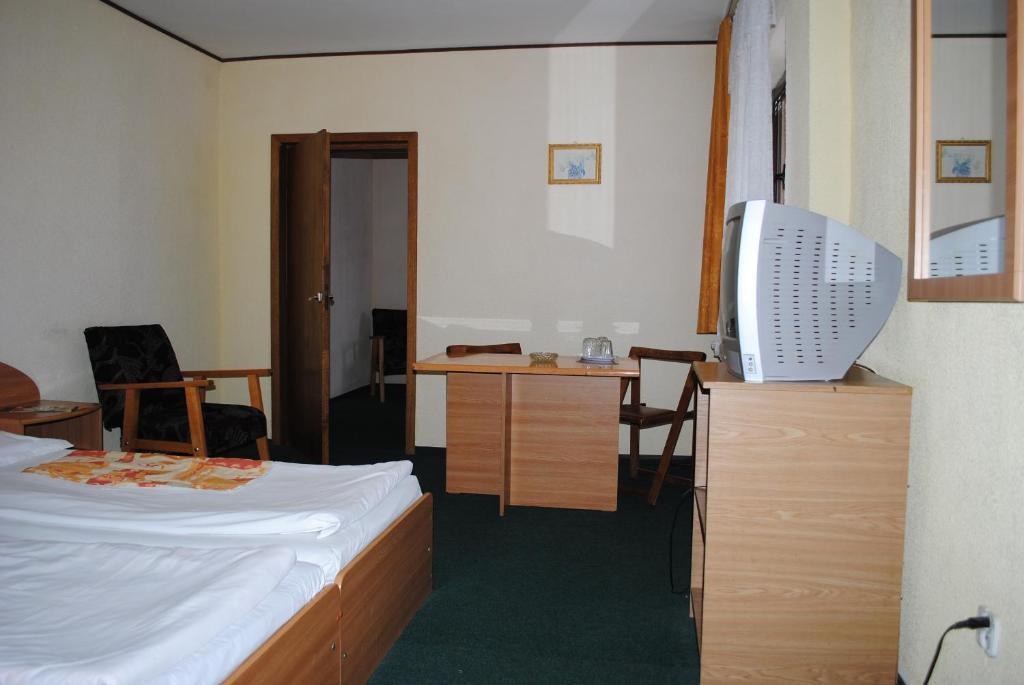 Hotel West Scheia Ruang foto