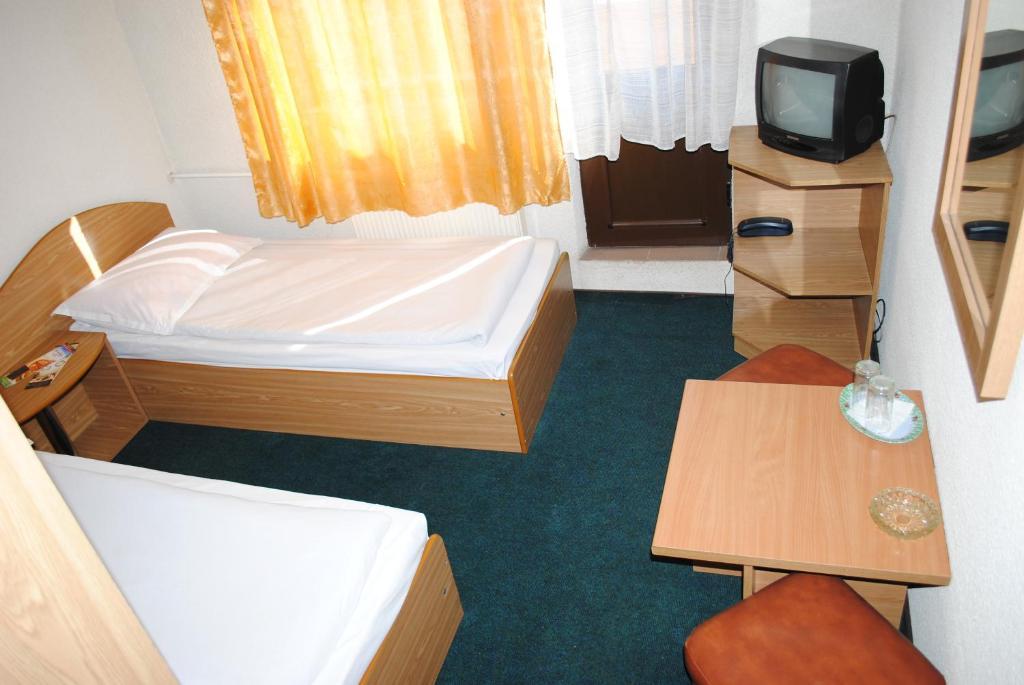Hotel West Scheia Ruang foto