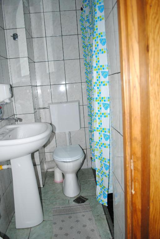 Hotel West Scheia Ruang foto
