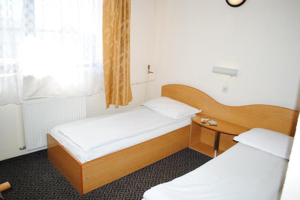 Hotel West Scheia Ruang foto